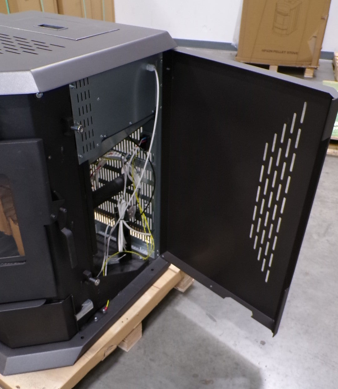 Scratch/Dent HP22 - Black Pellet Stove - SD4524