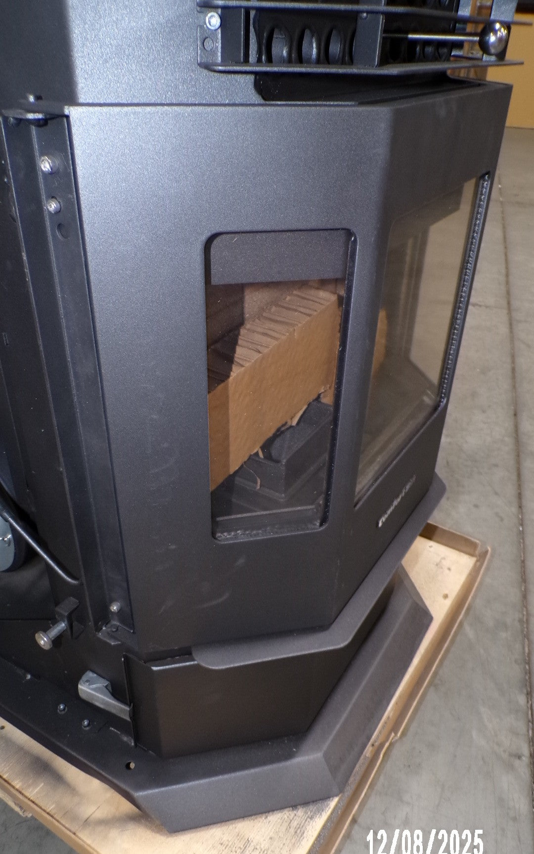 Scratch/Dent HP22 - Black Pellet Stove - SD4524